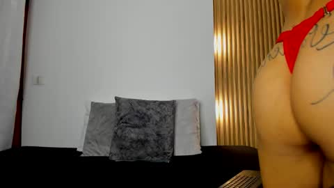 Taylor online show from 09-15-25, 08:09