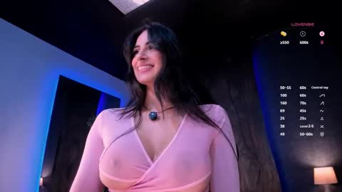 Taylor  Help me to get 100 thumbs up online show from 03-10-26, 05:07