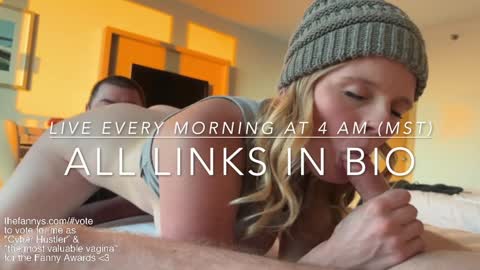 Snapshot of taylor_love_303 chatting on 03-09-25, 10:30 Taylor -- online show from 03-09-25, 10:30