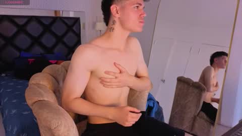 Snapshot of taylor_morgann chatting on 02-22-26, 01:53 PABLO online show from 02-22-26, 01:53