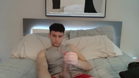 Snapshot of taylorcamz chatting on 09-17-25, 12:51 taylorcamz online show from 09-17-25, 12:51