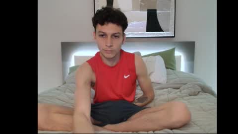 Snapshot of taylorcamz chatting on 11-14-25, 12:31 taylorcamz online show from 11-14-25, 12:31