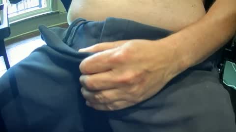 Snapshot of taylorsguy chatting on 07-06-26, 07:49 taylorsguy online show from 07-06-26, 07:49