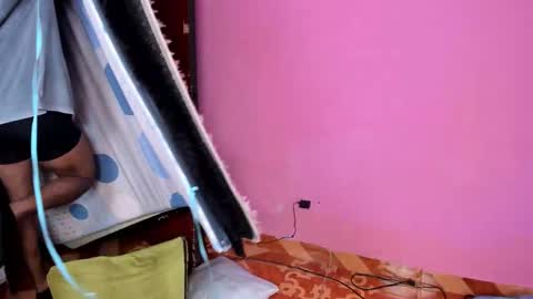 Snapshot of taysonysasha chatting on 12-05-25, 08:16 ask for cum online show from 12-05-25, 08:16