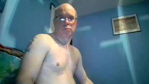 Snapshot of tazo78 chatting on 11-17-25, 07:14 tazo78 online show from 11-17-25, 07:14