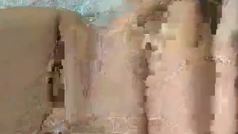 Snapshot of tbaexox chatting on 11-13-25, 01:26 tbaexox online show from 11-13-25, 01:26