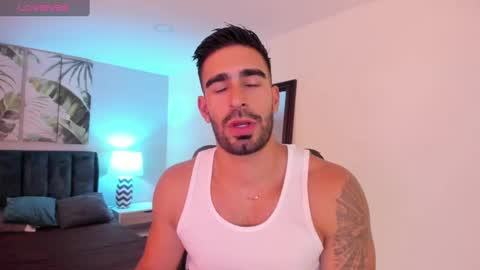 Snapshot of tbastian chatting on 03-11-25, 08:42 BASTIAN online show from 03-11-25, 08:42