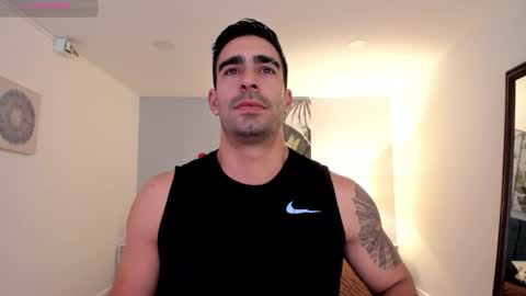 Snapshot of tbastian chatting on 11-21-25, 09:13 BASTIAN online show from 11-21-25, 09:13