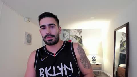 Snapshot of tbastian chatting on 02-26-26, 09:36 BASTIAN online show from 02-26-26, 09:36