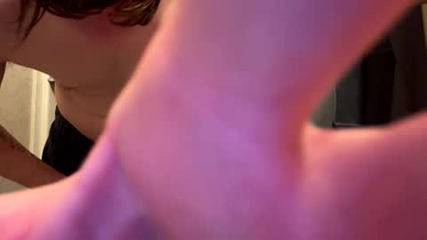 Snapshot of tbeebe12 chatting on 12-21-25, 11:45 Lilbeebs online show from 12-21-25, 11:45