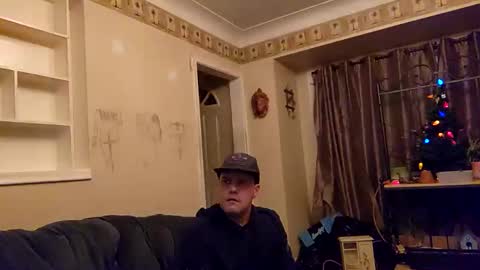 Snapshot of tbone4u79 chatting on 01-01-25, 10:32 AsskAnthony online show from 01-01-25, 10:32