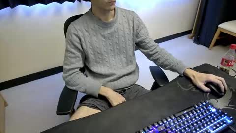 Snapshot of tbone_93 chatting on 02-20-26, 07:32 Tbone online show from 02-20-26, 07:32