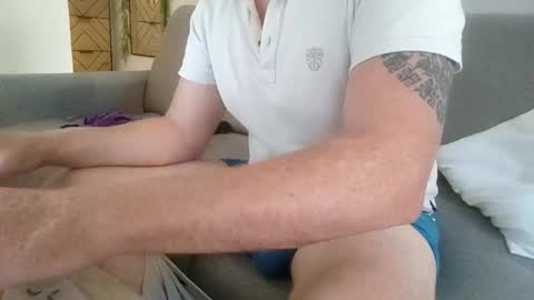 Snapshot of tchoop64 chatting on 06-06-26, 06:34 tchoop64 online show from 06-06-26, 06:34