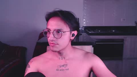 Teo independent model online show from 02-20-25, 07:23