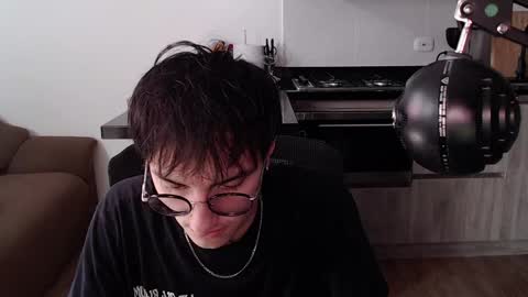 Teo independent model online show from 04-06-26, 01:12