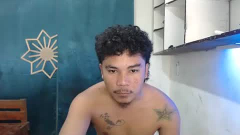 teahyun_yeongsu online show from 12-18-25, 04:40