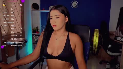 Snapshot of team_soler chatting on 01-28-25, 09:08 Loren Soler Sophie Soler 19 years online show from 01-28-25, 09:08