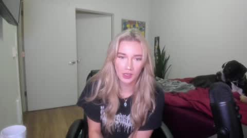 Snapshot of teamtragic chatting on 12-31-24, 01:26 Katy online show from 12-31-24, 01:26