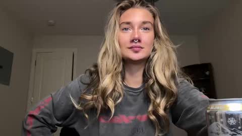 Snapshot of teamtragic chatting on 12-05-25, 03:37 Katy online show from 12-05-25, 03:37