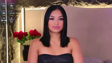 Snapshot of teasealicious chatting on 10-28-25, 06:43 Bruna online show from 10-28-25, 06:43