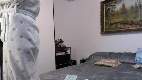 Snapshot of teasexpert4444 chatting on 12-07-24, 10:45 ALICIA--- online show from 12-07-24, 10:45