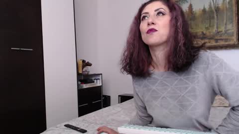 Snapshot of teasexpert4444 chatting on 01-16-25, 09:27 ALICIA--- online show from 01-16-25, 09:27