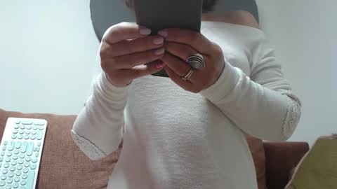 Snapshot of teasexpert4444 chatting on 09-11-25, 06:46 ALICIA--- online show from 09-11-25, 06:46