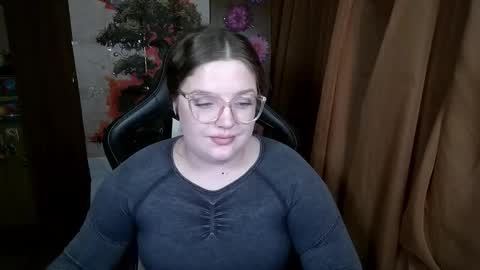 Teasing Dora online show from 04-17-26, 08:23