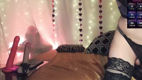 Snapshot of teasybitchycd chatting on 09-26-25, 07:23 TeasyBitchyCross online show from 09-26-25, 07:23