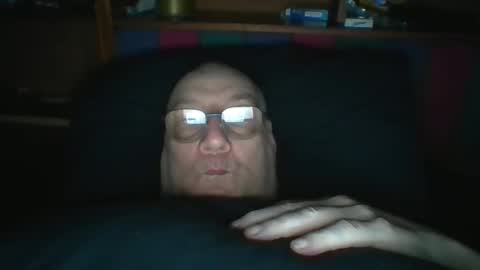 Snapshot of tebb61 chatting on 02-25-26, 06:34 Mark online show from 02-25-26, 06:34