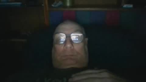 Snapshot of tebb61 chatting on 03-11-26, 08:42 Mark online show from 03-11-26, 08:42