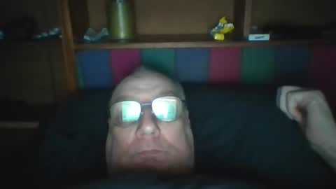 Snapshot of tebb61 chatting on 03-18-26, 09:01 Mark online show from 03-18-26, 09:01