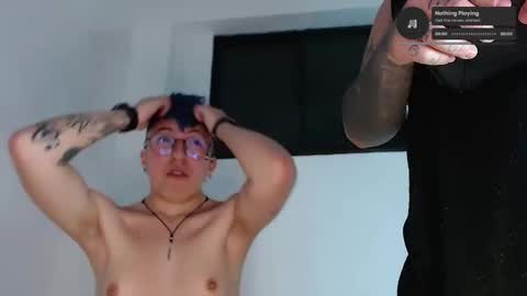 Charlee He online show from 09-12-25, 01:17