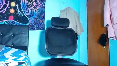 Charlee He online show from 03-04-26, 11:55