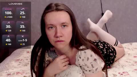 Snapshot of technobae chatting on 10-25-25, 11:29 Nickie online show from 10-25-25, 11:29