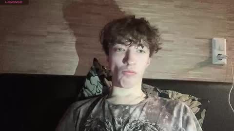 Snapshot of technoracer chatting on 03-02-26, 10:16 Alice online show from 03-02-26, 10:16