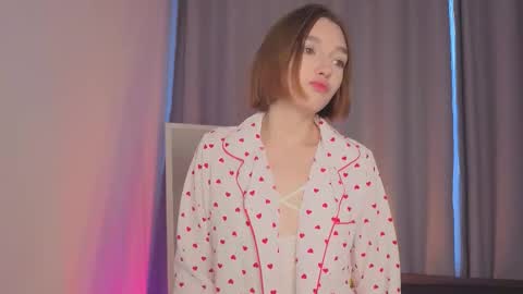 all me precious   online show from 01-11-26, 05:01