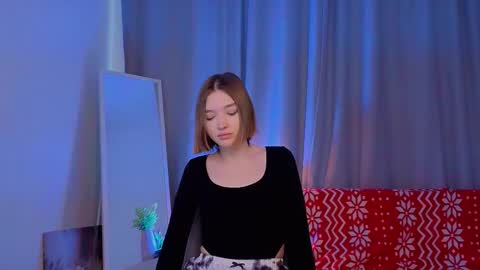 all me precious   online show from 02-22-26, 05:19