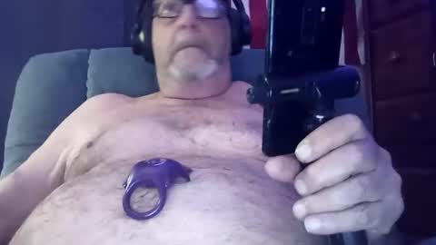 Snapshot of tedestep2 chatting on 04-30-26, 11:05 tedestep2 online show from 04-30-26, 11:05