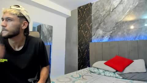 Tedy online show from 03-08-26, 02:04