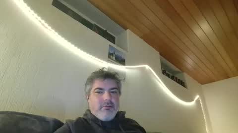 Peter online show from 03-09-25, 02:29