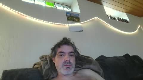 Peter online show from 03-09-26, 03:05