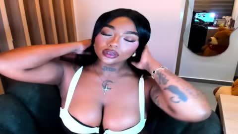 Snapshot of teerry__ chatting on 02-08-26, 12:14 Teerry online show from 02-08-26, 12:14