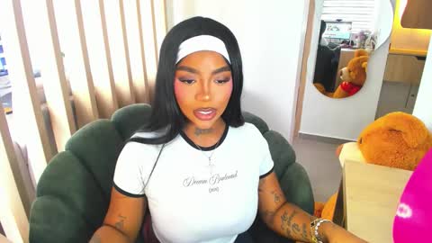 Snapshot of teerry__ chatting on 02-13-26, 03:41 Teerry online show from 02-13-26, 03:41