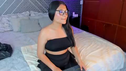 Snapshot of teffa_bloom chatting on 09-30-25, 08:14 Teffa online show from 09-30-25, 08:14