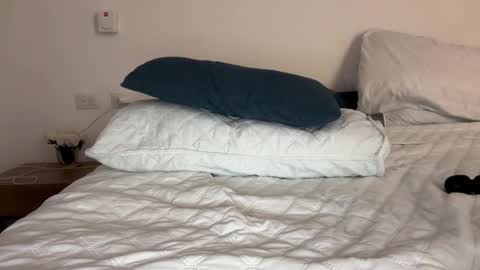 Amy No penetration Virgiin giirl online show from 03-10-26, 01:16