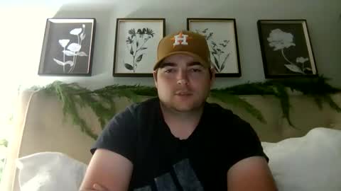 Snapshot of tejas2322 chatting on 05-05-26, 04:31 tejas2322 online show from 05-05-26, 04:31