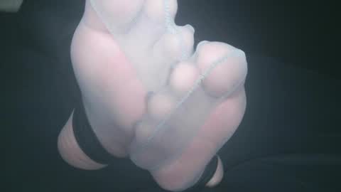 Viv West online show from 12-24-24, 03:27