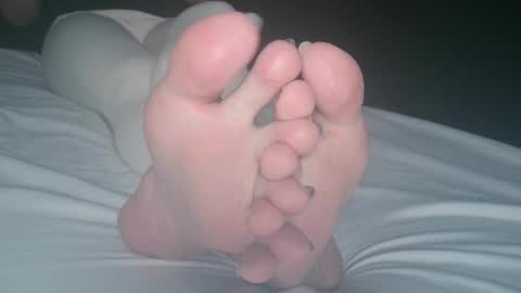 Viv West online show from 01-16-25, 02:51