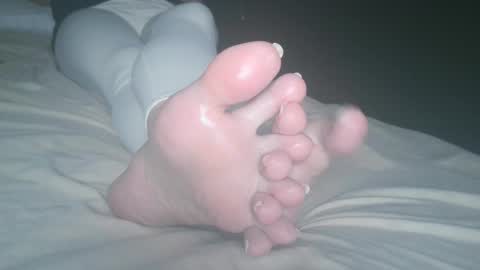 Viv West online show from 01-31-25, 09:05